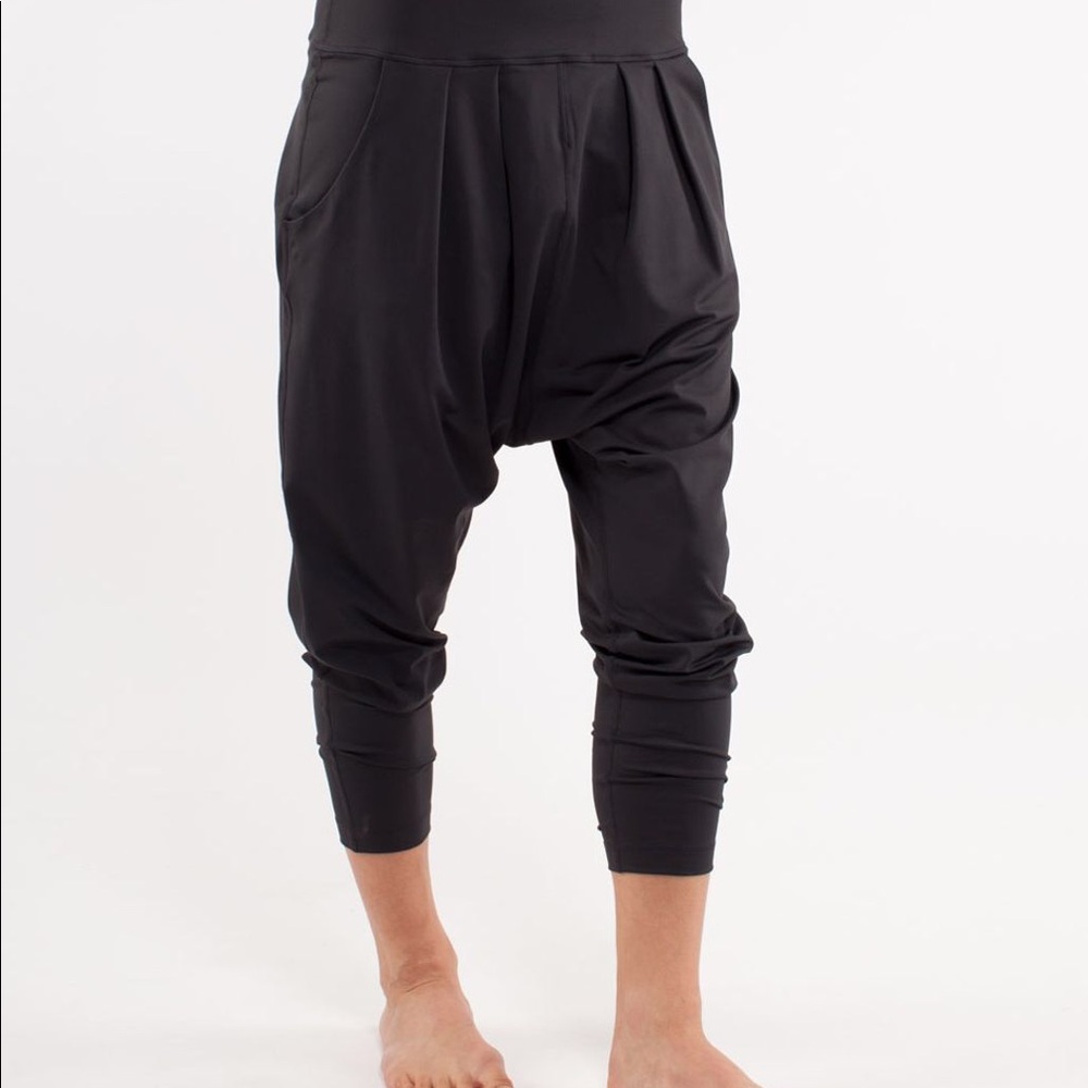 Lululemon Happy Hatha Harem/Jogger Pants